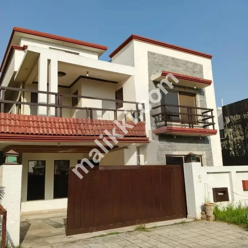 Bahria Town Phase 8, 10 Marla Designer House Available On Investor Rate