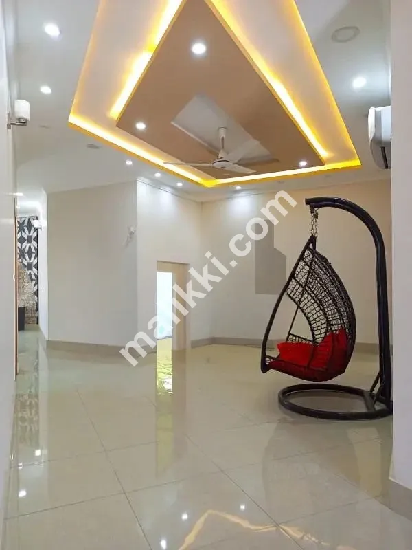 بحریہ ٹاؤن، فیز 8، کنال فرنشڈ ہاؤس، 12 کے وی اے سولر، فرنشڈ انویسٹر ریٹ