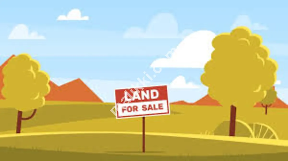 Plot#1519 on main margalla road 