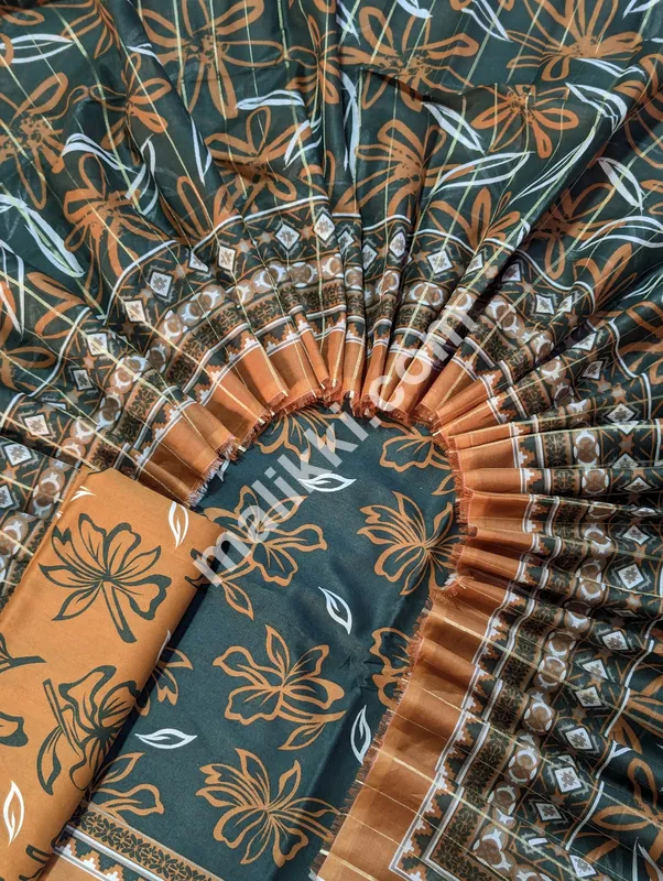 Lawn 3 PCS Unstiched Suit