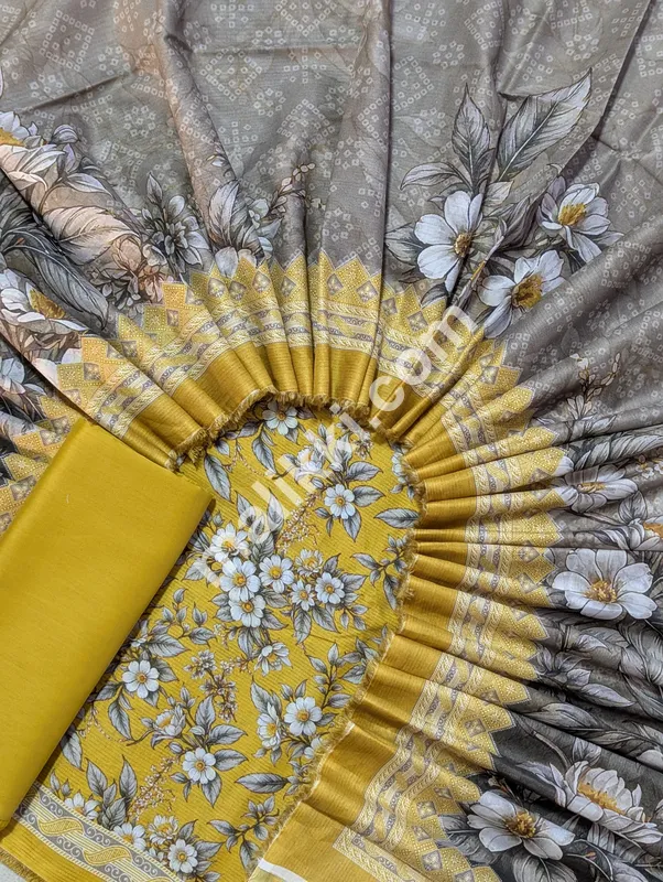 Lawn 3 PCS Unstiched Suit