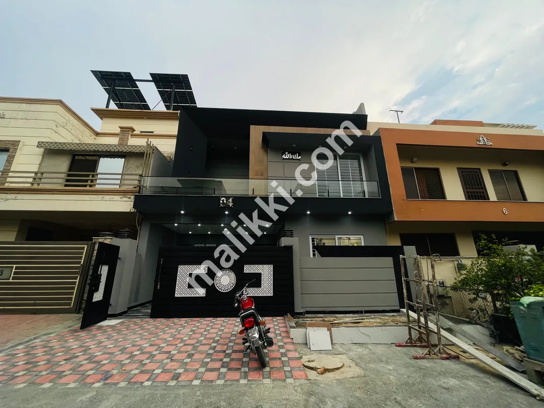 Double story CDA Lop clear House for sale