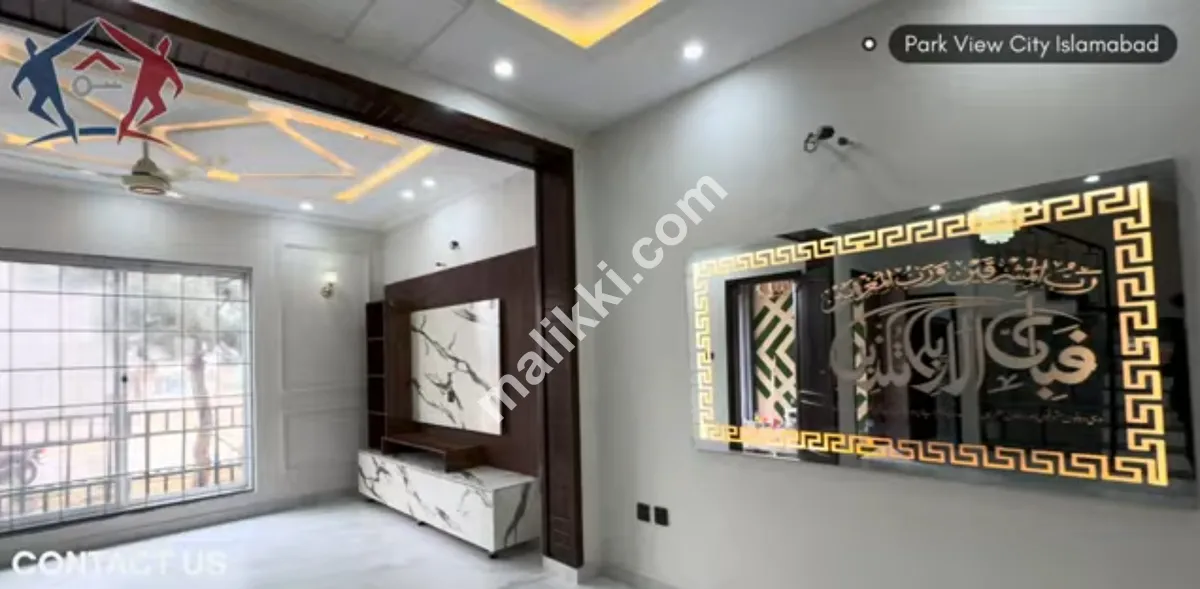 Park view city Islamabad,B block 5 Marla Villa