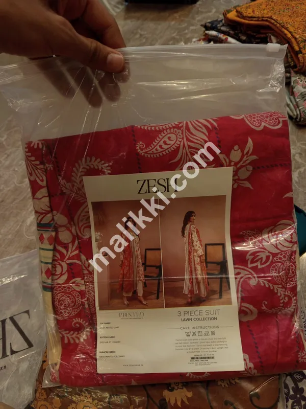 Original ZESH Printed lawn 3 PCS Unstiched Suit