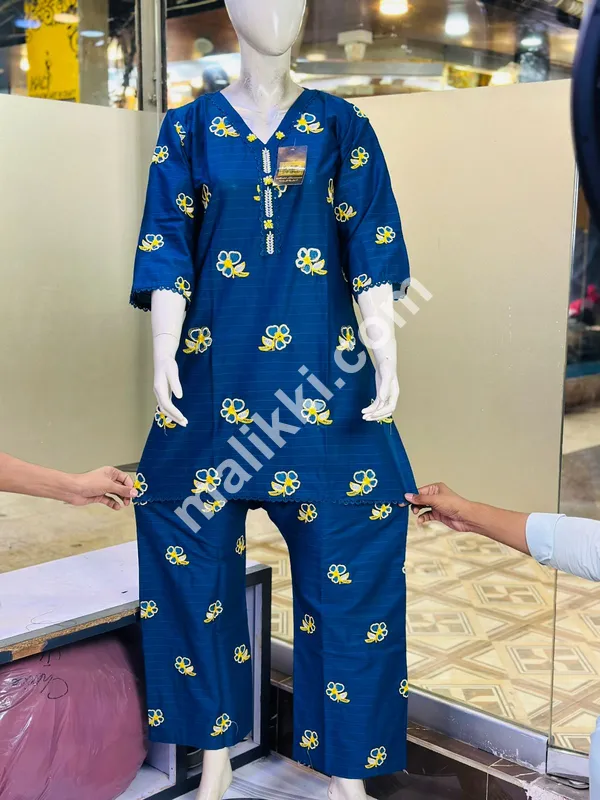 سمر لان 2 پی سی ایس سوٹ