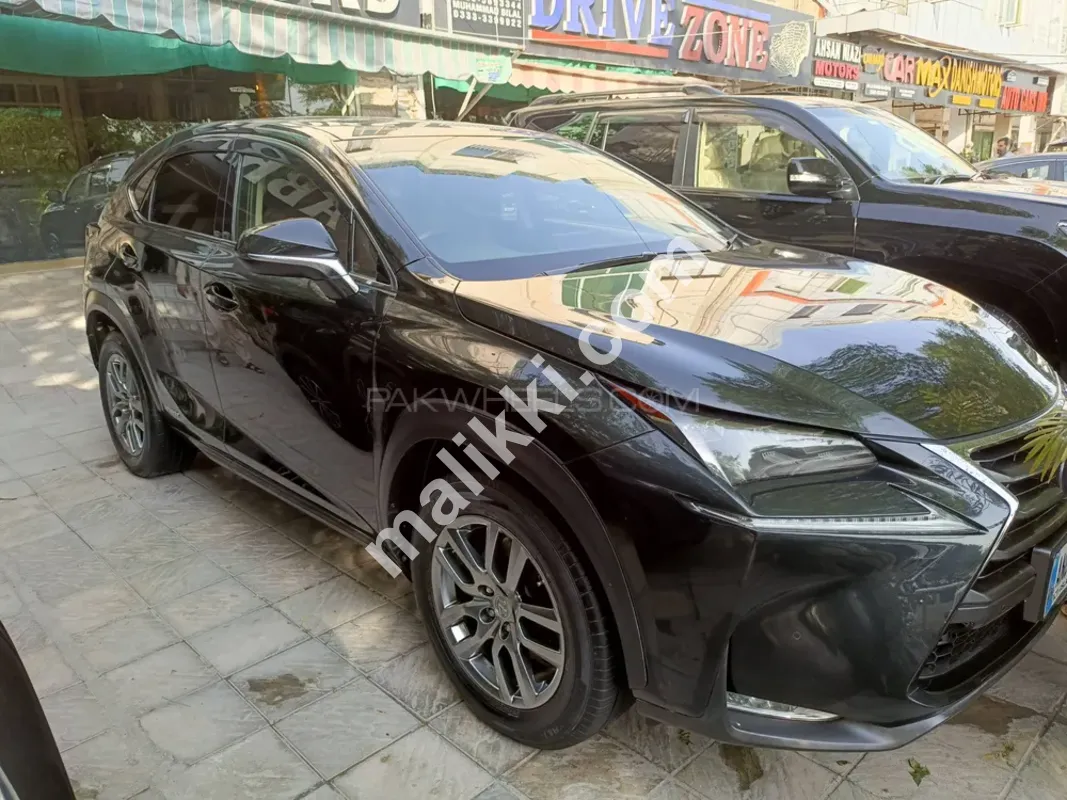 Lexus Nx  Luxury 2015