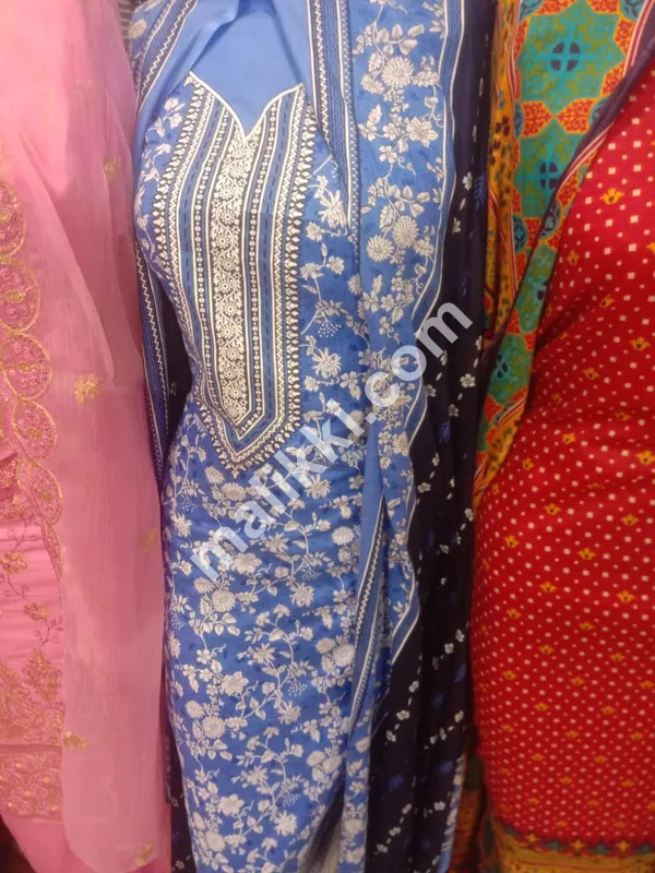 Alkaram Lawn 3 PCS Unstiched Suit