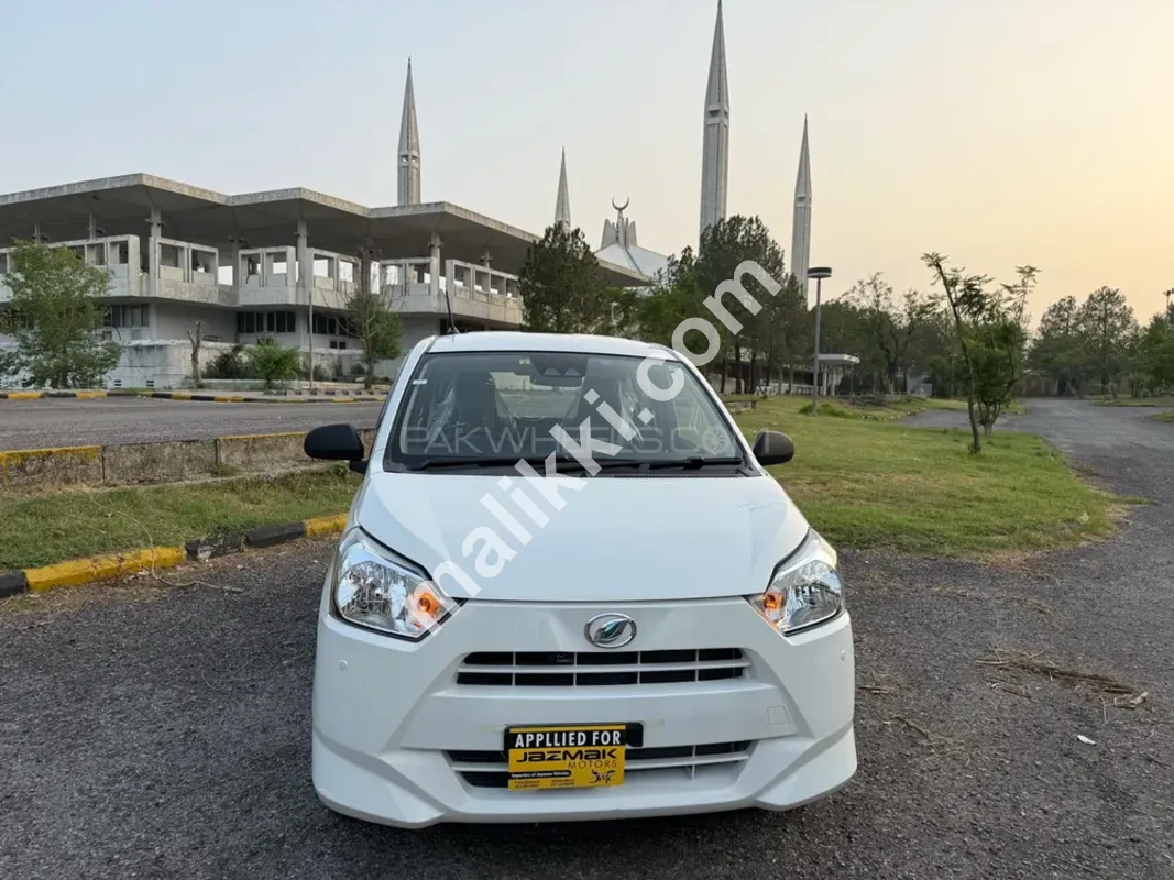 Daihatsu Mira L SA III 2022