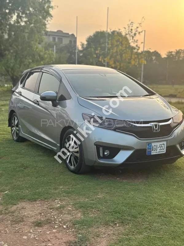 Honda Fit 1.5 Hybrid Smart Selection 2014