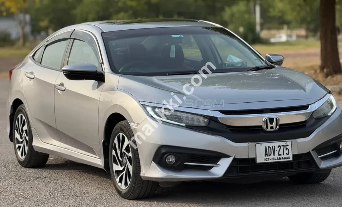 Honda Civic Oriel 1.8 i-VTEC CVT 2017