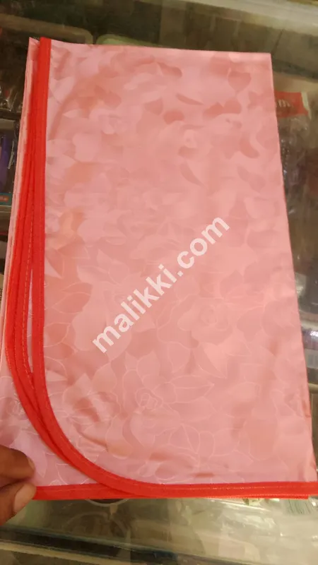 پلاسٹک دسترخوان