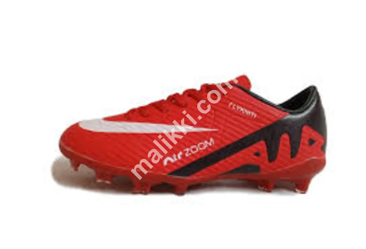 Football Shoes Nike Red // Made in Vietnam