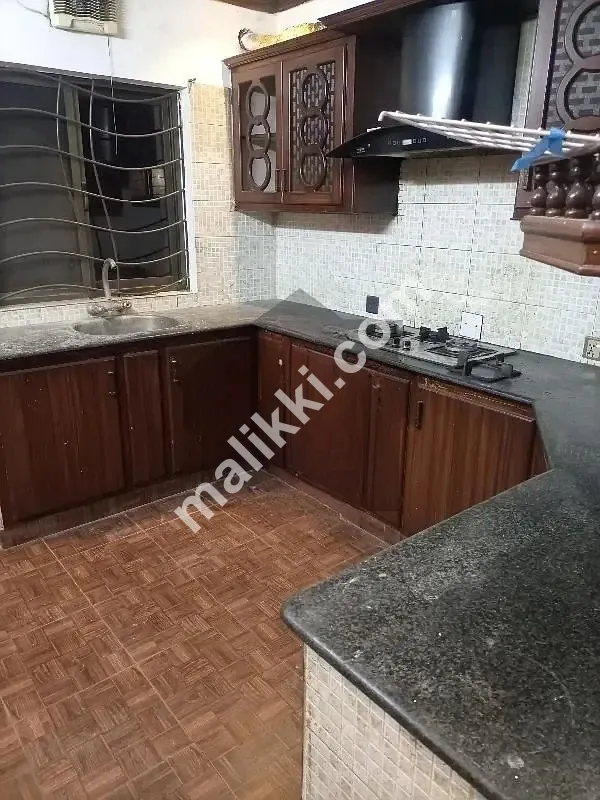 Ground Lock Upper Portion Available For Rent