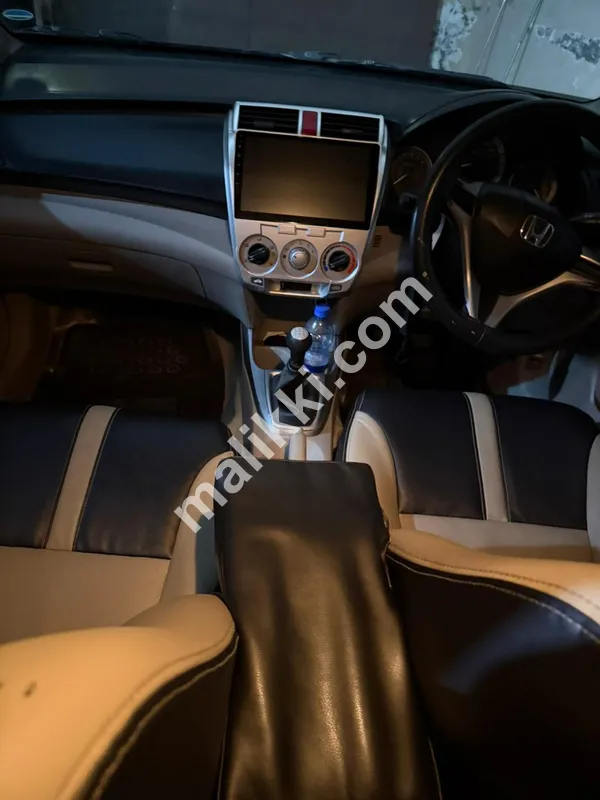 Honda City 1.3 , 2015 Model Available For Sale