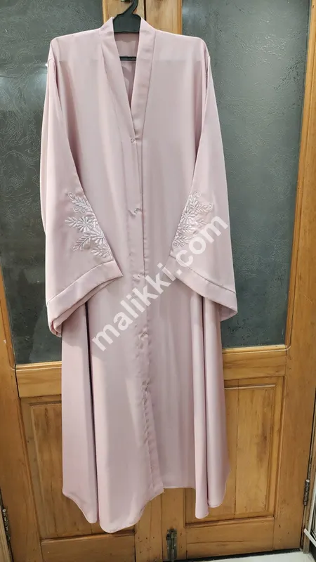ندا فیبرک فل فلیئر بنچ ایمبرائیڈری عبایا