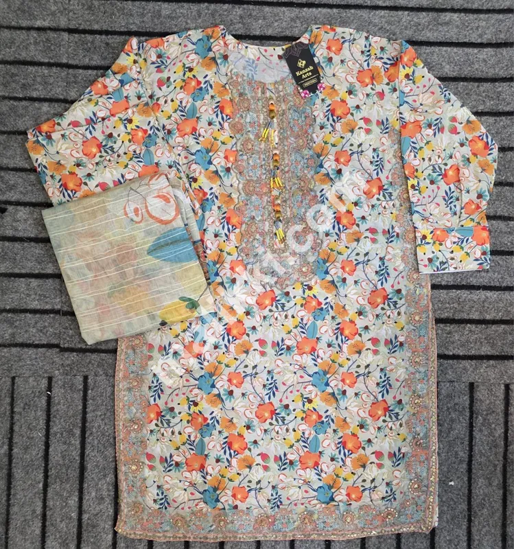 لان 3 پی سیز شلوار قمیض سوٹ