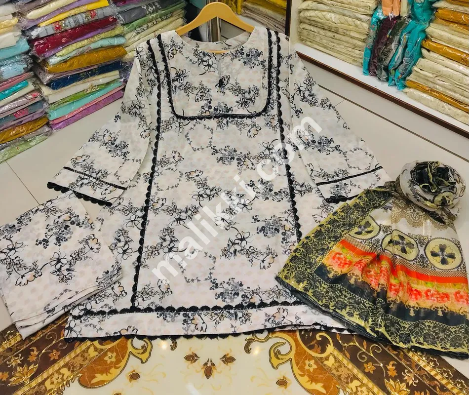 Black and white Lawn 3 Pcs Shalwar Kameez Suit for Ladies