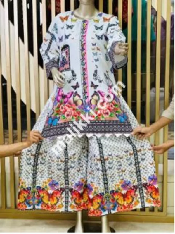 جارجٹ بٹر فلائی آرٹیکل شارٹ قرتی پلازو کے ساتھ