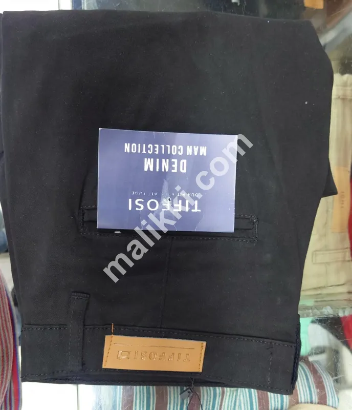 Stylish Cotton Jeans For Men Avaialable in Different Colors