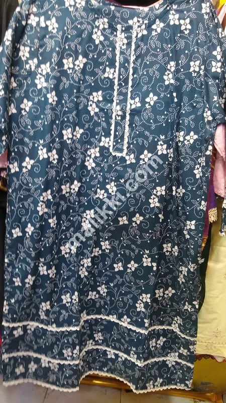 Printed Lawn 2 Pcs Shalwar Kameez Dress