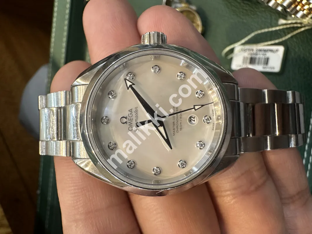 Buying popular Omega models including Seamaster, Speedmaster, Constellation, De Ville and premium collections from all luxury brands.